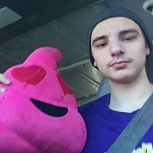 Meet your Posher, Delzine